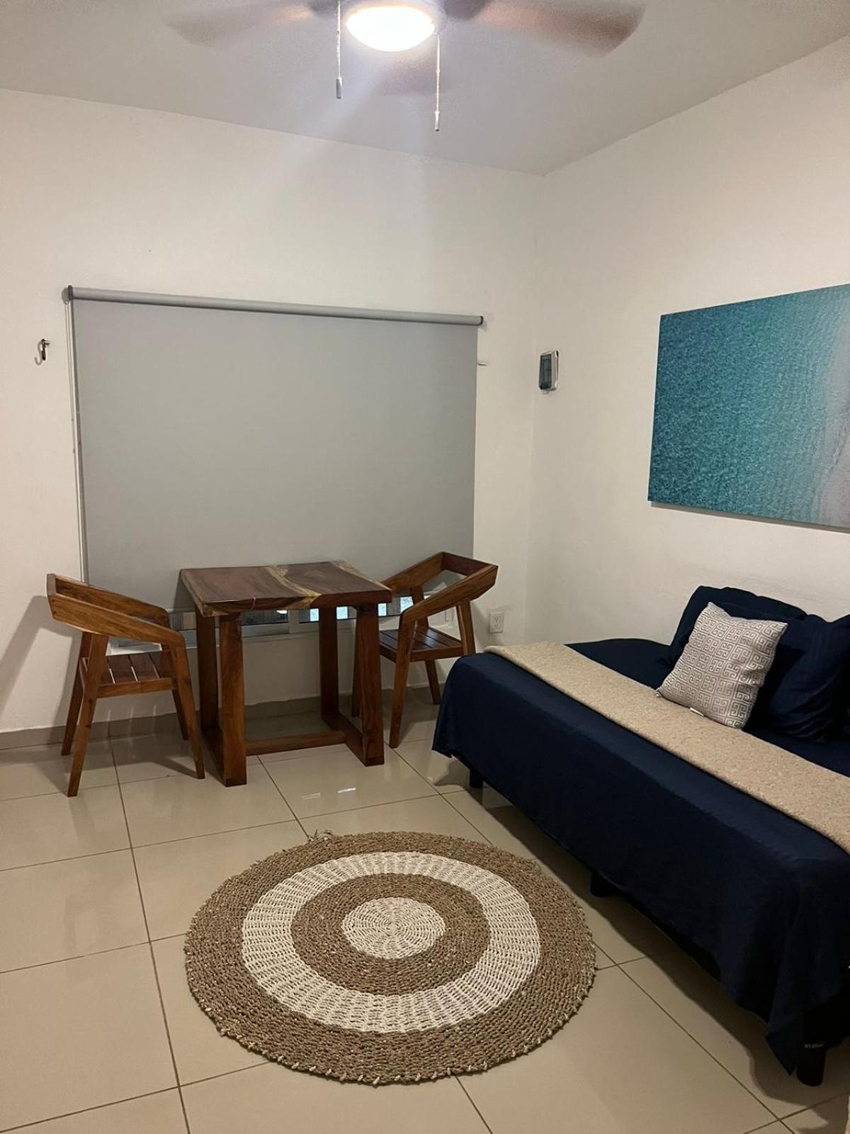 Aparthotel Casa Colibri El Cuyo Esterno foto